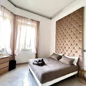 Aristocasa Luxury Rooms Frühstückspension